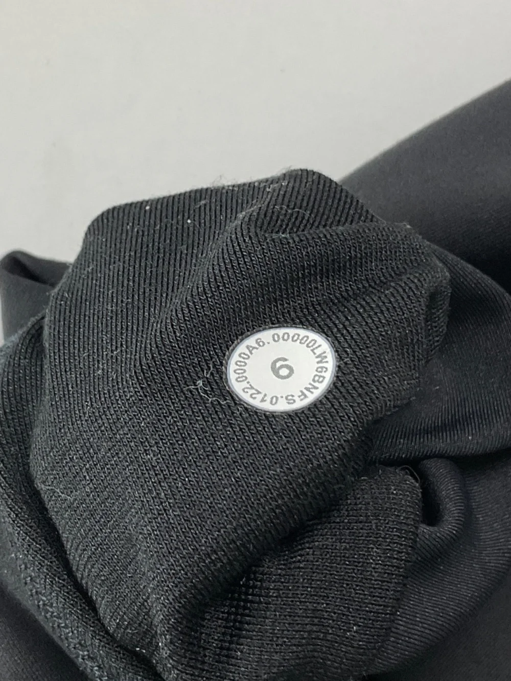 Lululemon Wunder Train High-Rise Crop 23